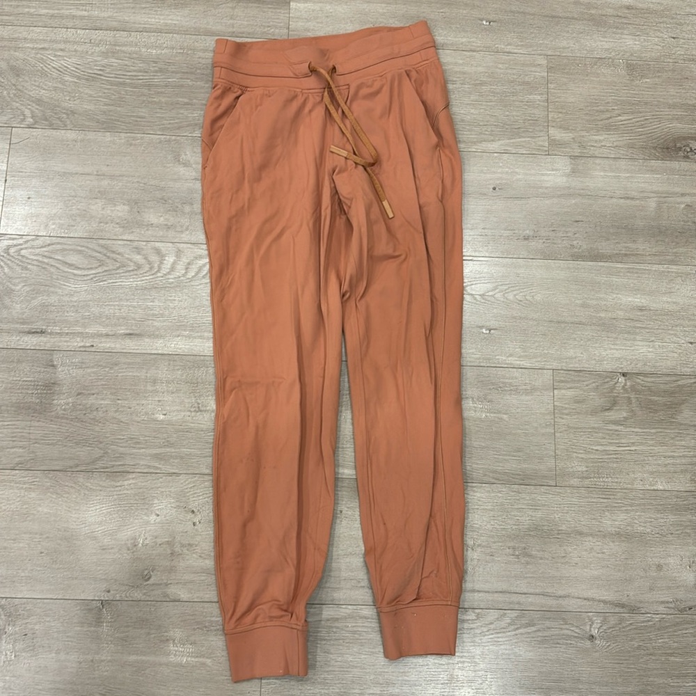 Lululemon Ready to Rulu Joggers